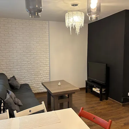 Rodzinny 70 M2 * Тарновськє-Гури
