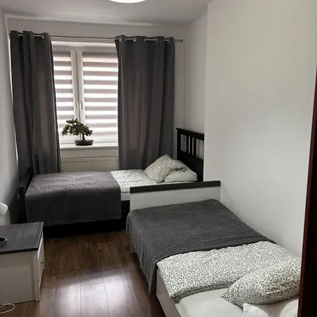 Апартаменти Rodzinny 70 M2