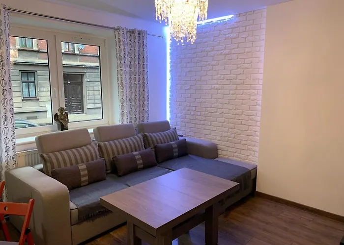 Apartmán Rodzinny 70 M2 *
